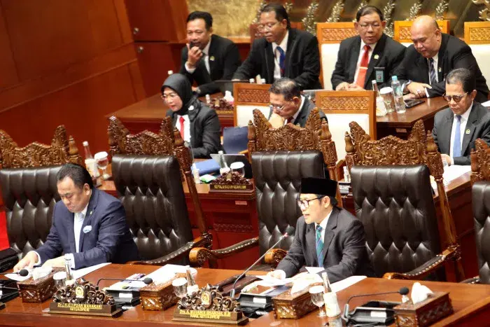 Pawai Kirab Veteran Warnai CFD Jakarta 2025, Suarakan Pesan Hargai Jasa Pahlawan Pawai Kirab Veteran Warnai CFD Jakarta 2025, Suarakan Pesan Hargai Jasa Pahlawan
