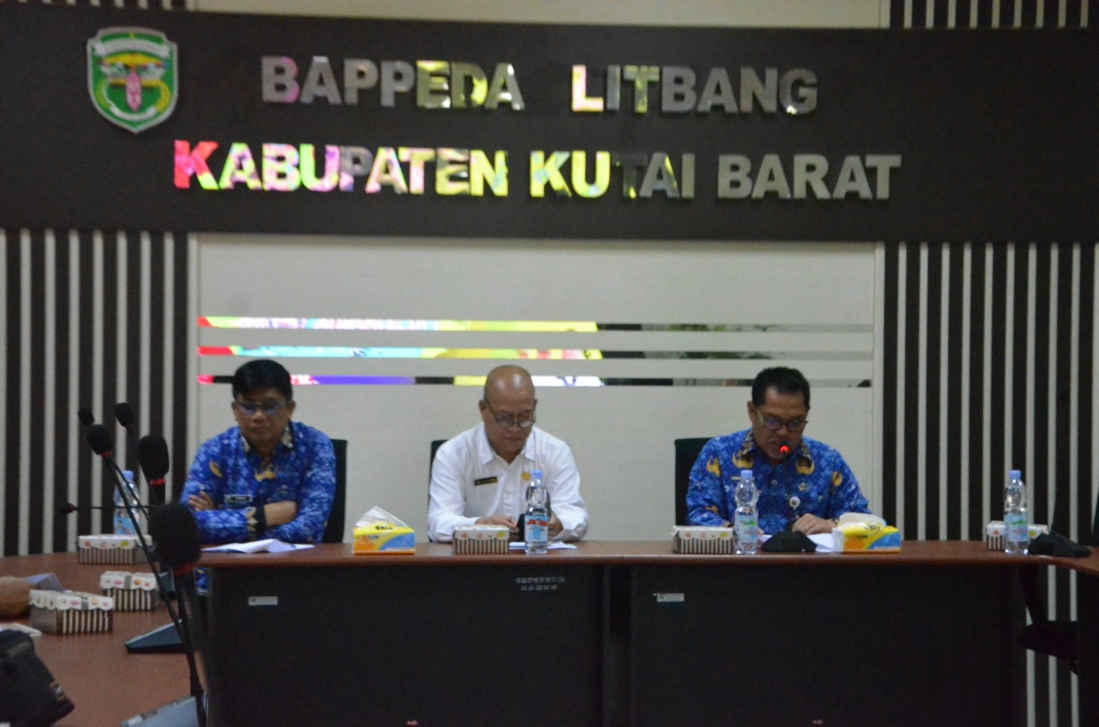 Kubar Matangkan Strategi Kabupaten Layak Anak 2025 Lewat Rakor Gugus Tugas Kubar Matangkan Strategi Kabupaten Layak Anak 2025 Lewat Rakor Gugus Tugas