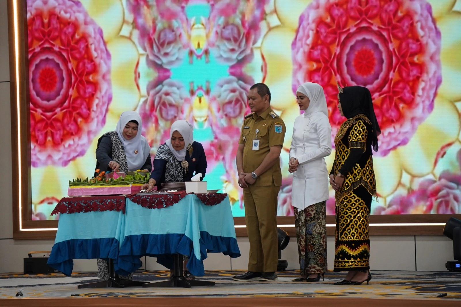 HUT IBI ke-74, Bupati Paser Tegaskan Komitmen Dukung Bidan sebagai Garda Terdepan Kesehatan Desa