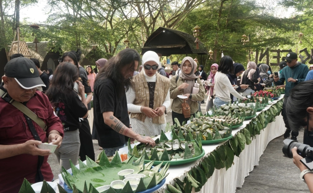 Festival Jajak Merian di Kukar Sajikan 45 Kue Tradisional, Andi Deezca Ajak Warga Ikut Menikmati