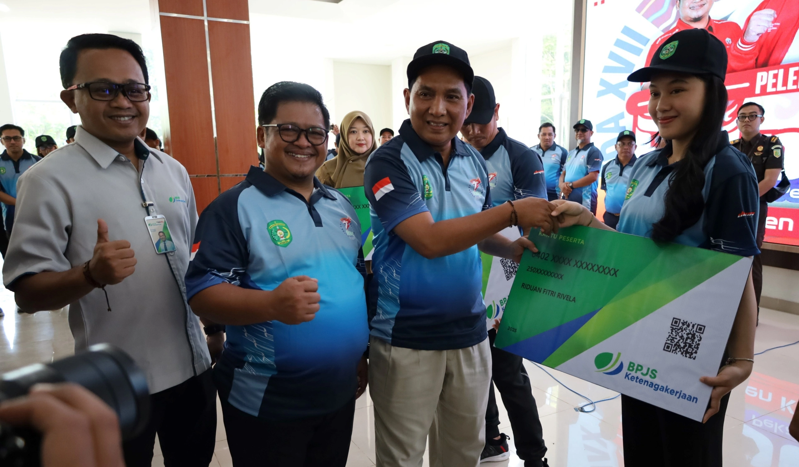 238 Atlet Kukar Dilepas untuk POPDA XVII Kaltim, Targetkan Prestasi Lebih Baik